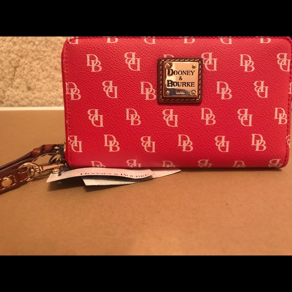 Dooney and Bourke wristlet